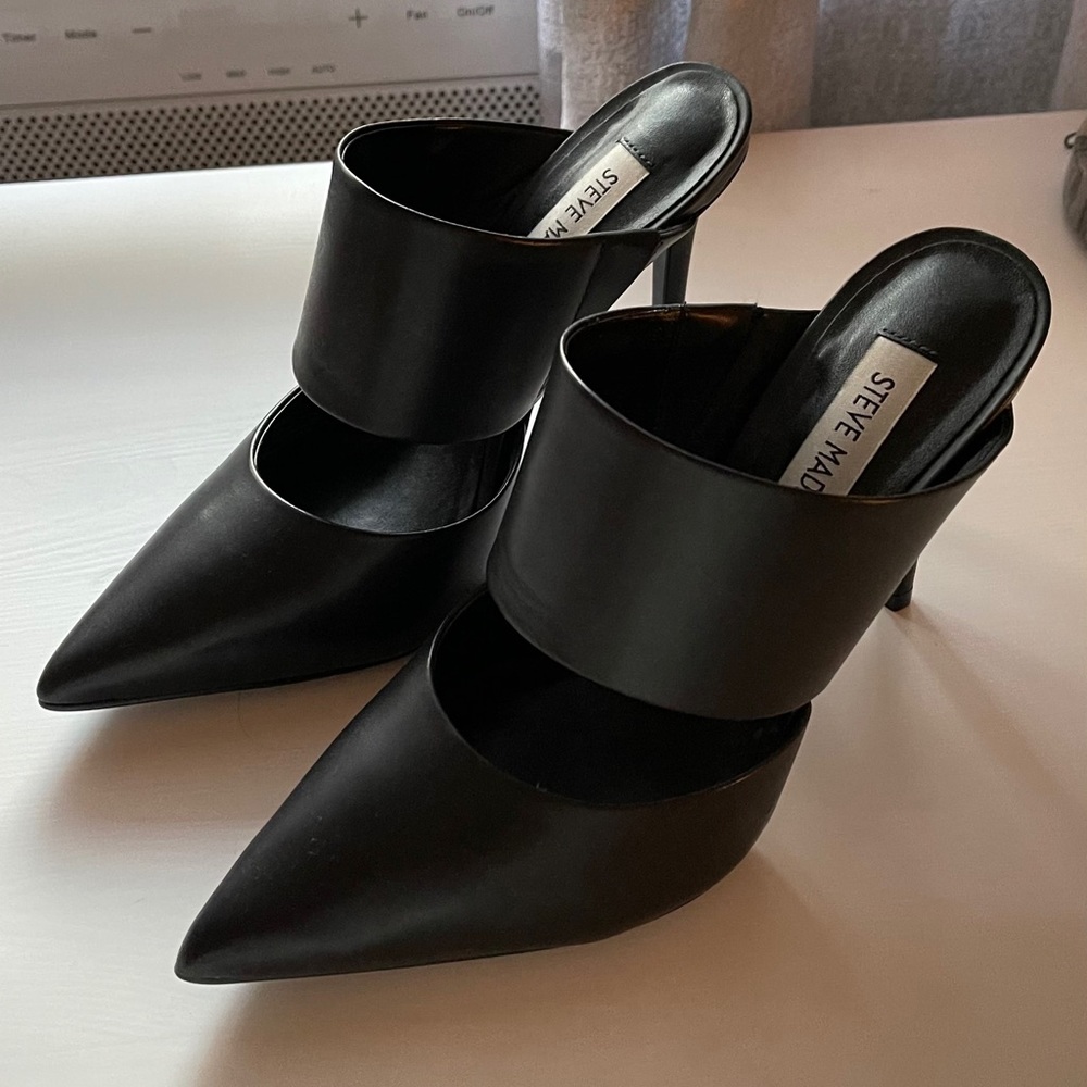 Steve Madden Pointy Mule heels (NEVER WORN)